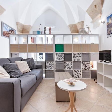 Mesagnesi 6 - Loft Centro Storico Sit Lecce Exterior foto