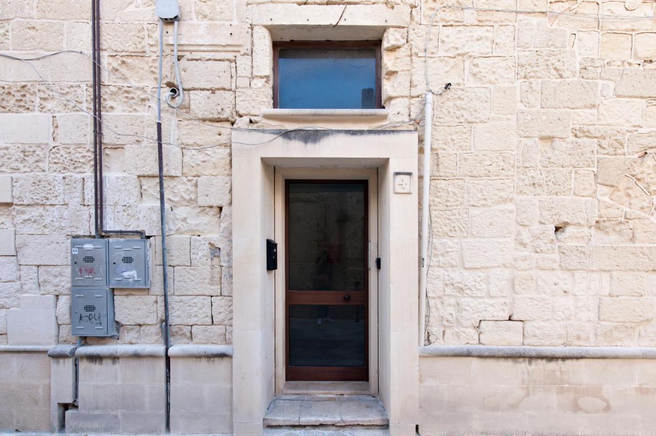 Mesagnesi 6 - Loft Centro Storico Sit Lecce Exterior foto